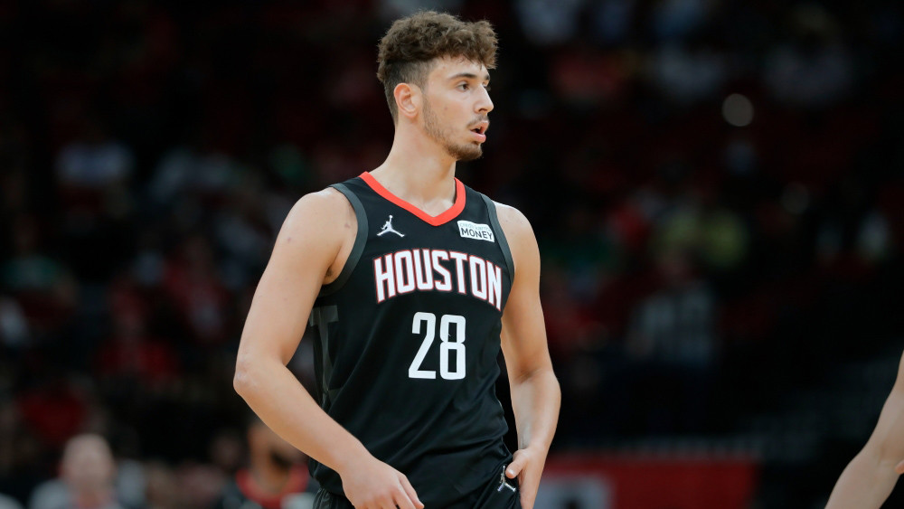 今晨埃因霍温队长鼓劲：德国杯节点到来，媒体盛赞，临场指挥获称赞的简单介绍