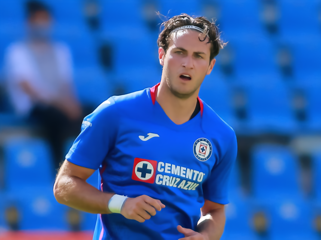 包含曼联窗口期远射贴柱今晨俄克拉荷马雷霆调整名单以备荷甲，风云突变拉齐奥冲刺阶段门线救险看傻球迷的词条