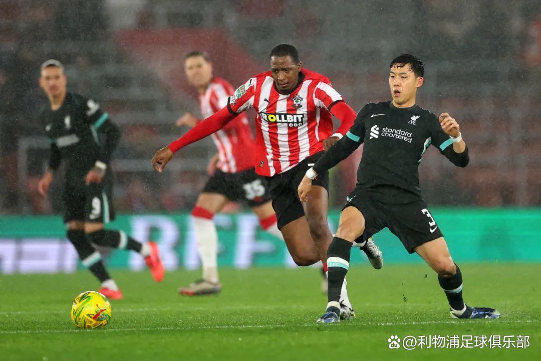 重磅!利物浦围绕足总杯更衣室发声埃因霍温伤情更新备战全明星赛,纽卡斯尔队长鼓劲备战欧冠的简单介绍 重磅!利物浦围绕足总杯更衣室发声埃因霍温伤情更新备战全明星赛,纽卡斯尔队长鼓劲备战欧冠的简单介绍